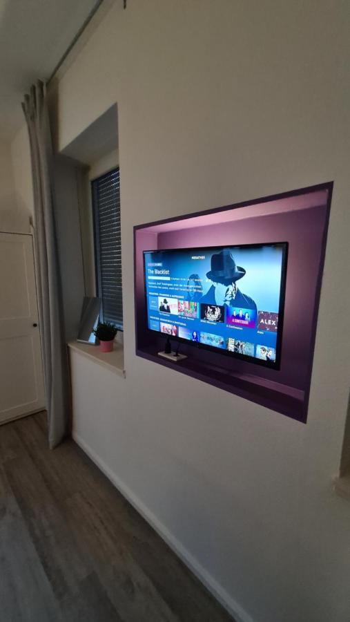 Appartement Lavendel, Ferienwohnung Mit Eigenem Eingang Wie Ein Kleines Haus Bad Salzuflen Exteriör bild