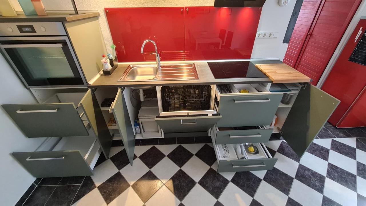Appartement Lavendel, Ferienwohnung Mit Eigenem Eingang Wie Ein Kleines Haus Bad Salzuflen Exteriör bild