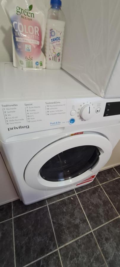 Appartement Lavendel, Ferienwohnung Mit Eigenem Eingang Wie Ein Kleines Haus Bad Salzuflen Exteriör bild