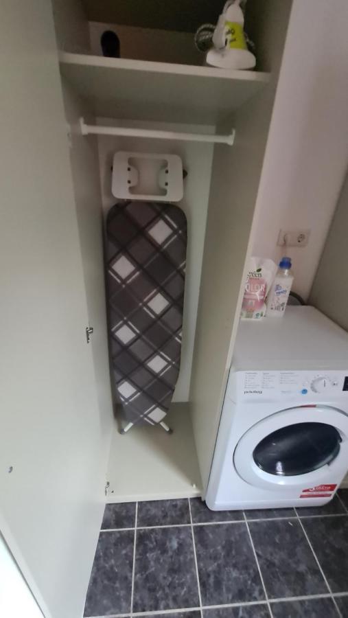 Appartement Lavendel, Ferienwohnung Mit Eigenem Eingang Wie Ein Kleines Haus Bad Salzuflen Exteriör bild